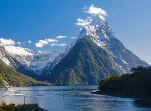 cropped-topo_nova_zelandia_milford_sound.jpg.webp