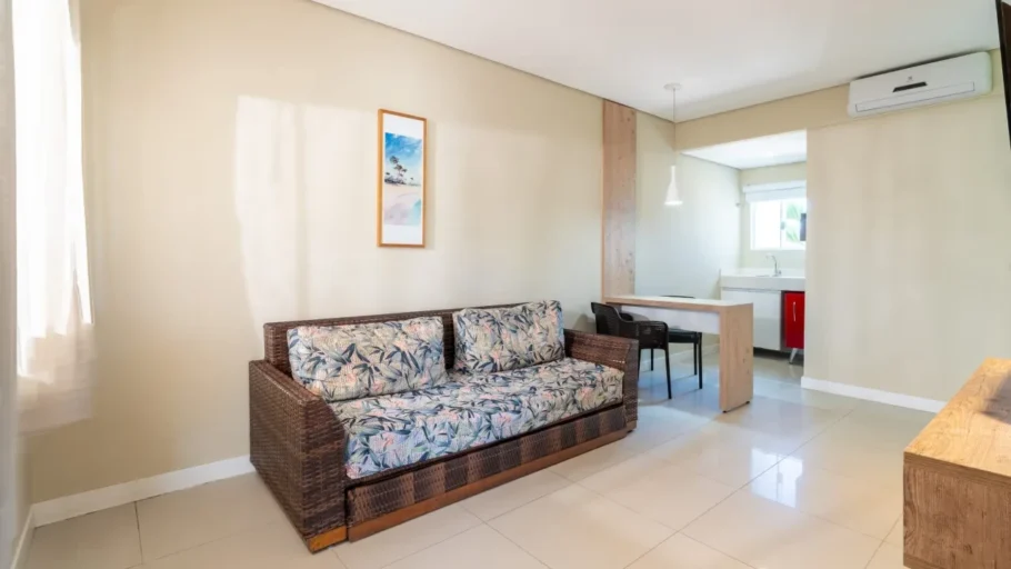 quarto-suite-family-sala-estar-1